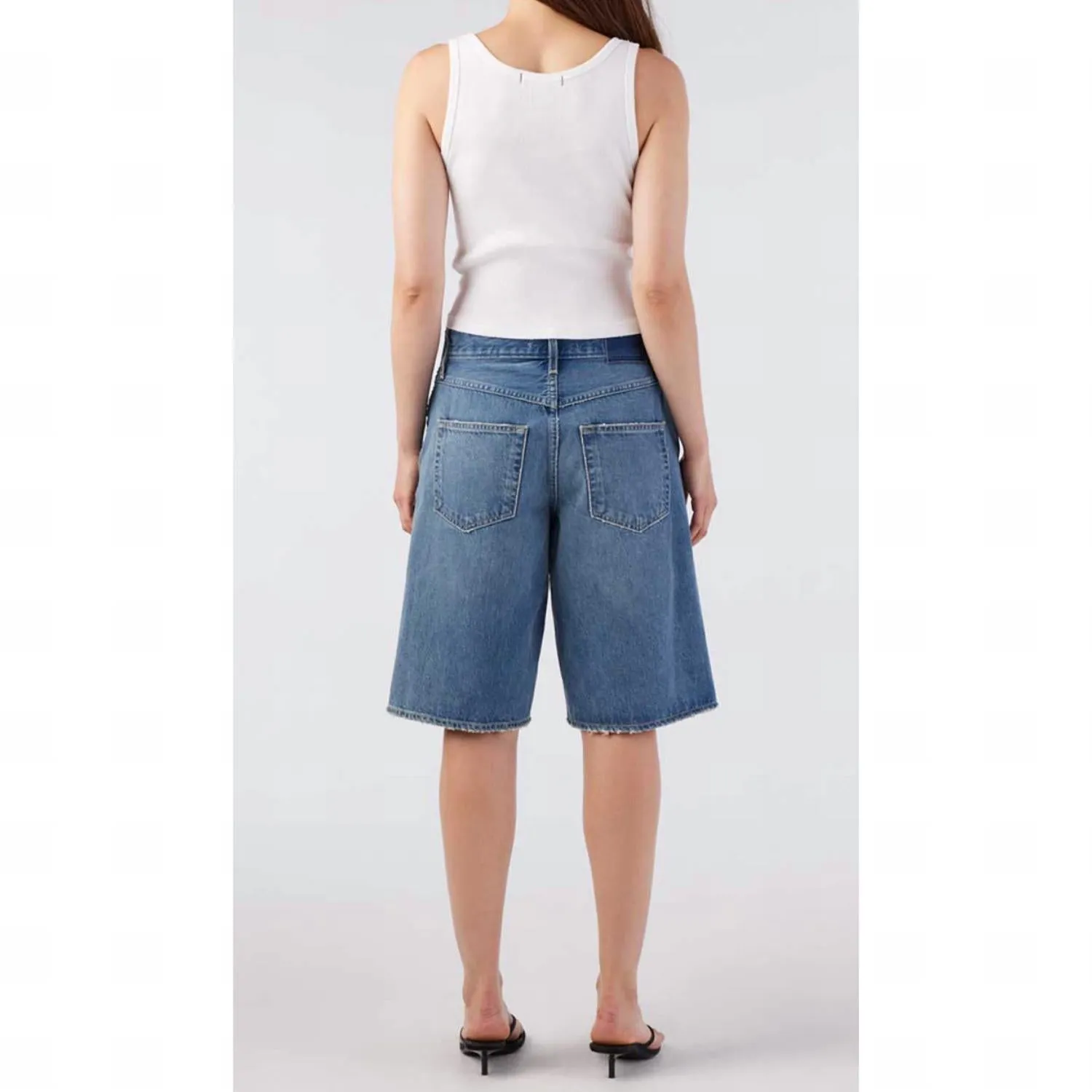 Amo - LAURA SHORT