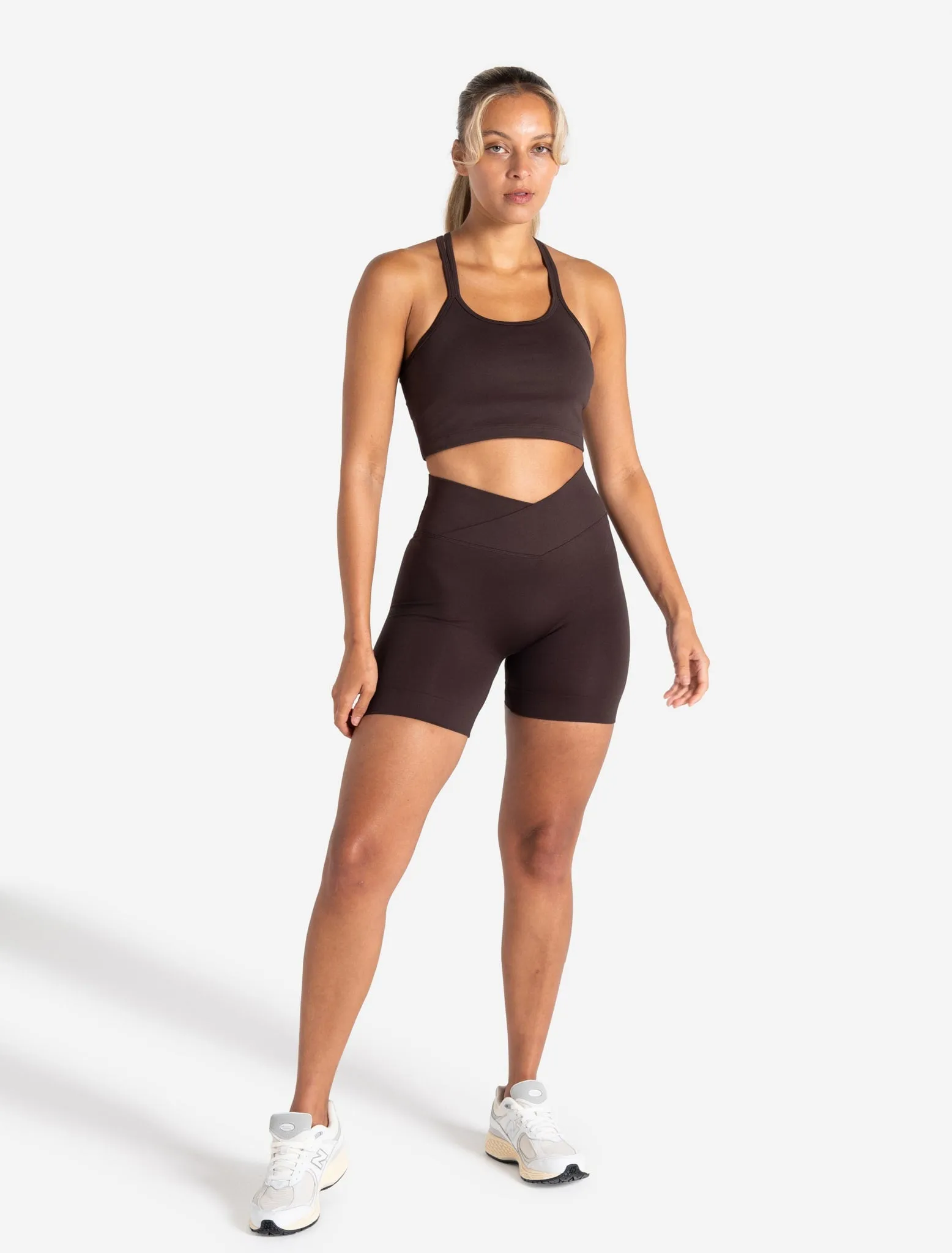 Sculpt Seamless Scrunch Shorts - Espresso