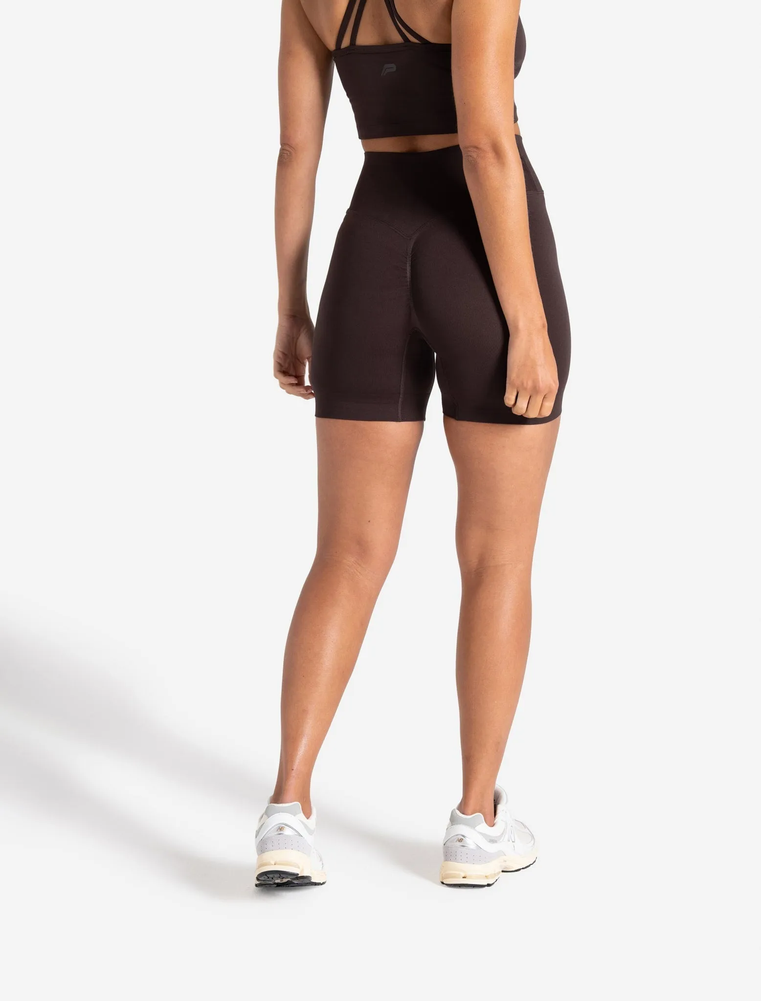 Sculpt Seamless Scrunch Shorts - Espresso