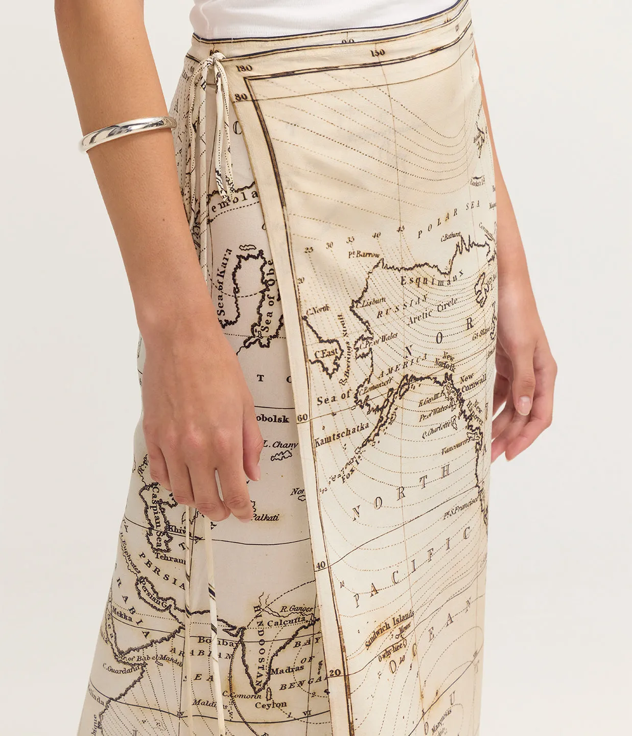 Silk Wrap Tie Skirt in Atlas
