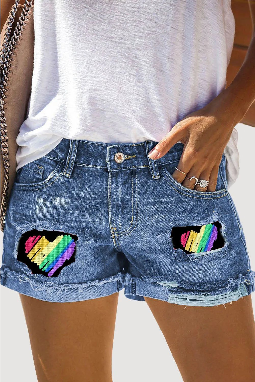 Women's Ripped Jeans Shorts Rainbow Heart Patch Frayed Raw Hem Denim Shorts